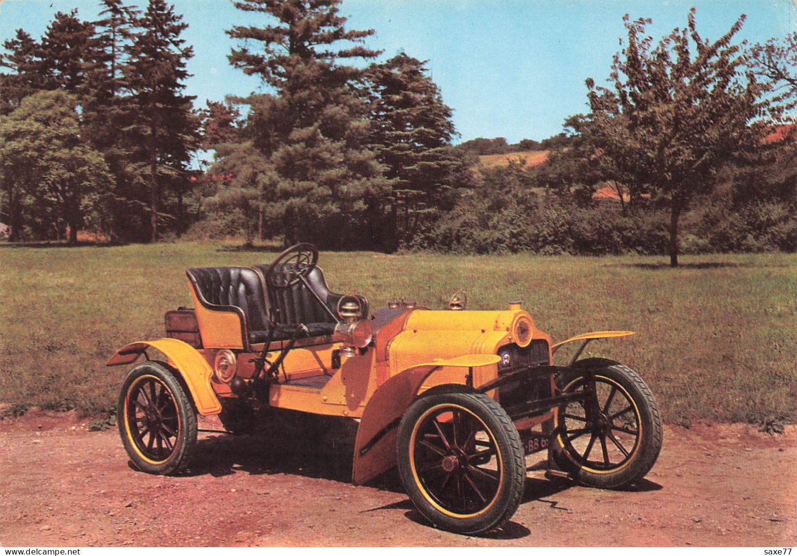 VOITURES ANVIENNES - Lot de 4 cartes- Musée de L'Automobile -