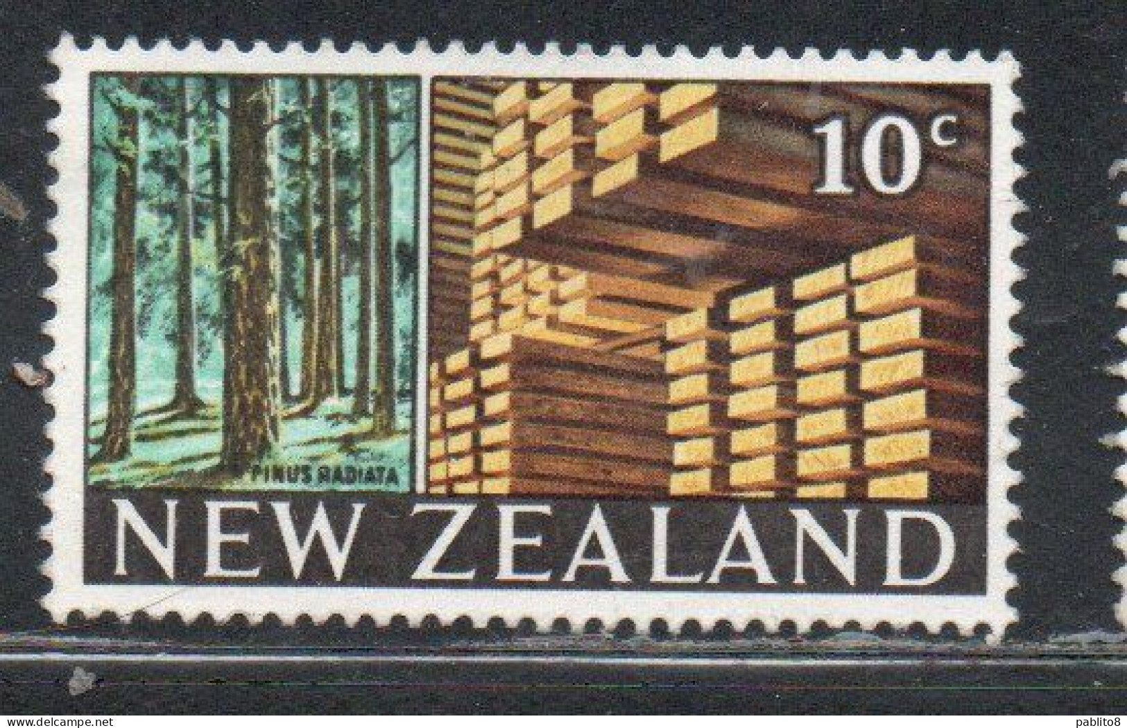 NEW ZEALAND NUOVA ZELANDA 1968 1969 RADATA PINES AND STACKED LUMBER 10c USED USATO OBLITERE' - Oblitérés