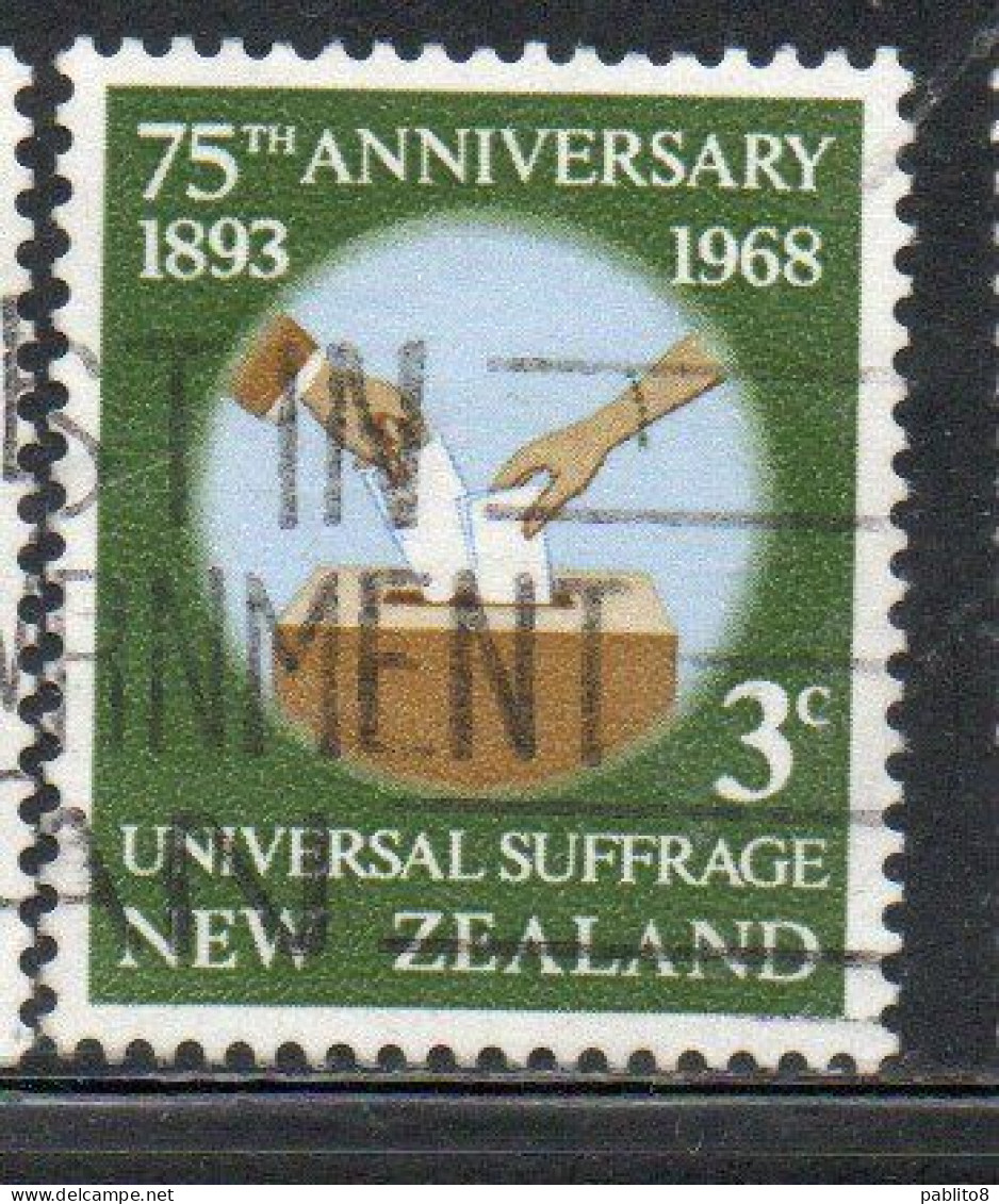 NEW ZEALAND NUOVA ZELANDA 1968 UNIVERSAL SUFFRAGE HUMAN RIGHTS 3p USED USATO OBLITERE' - Used Stamps