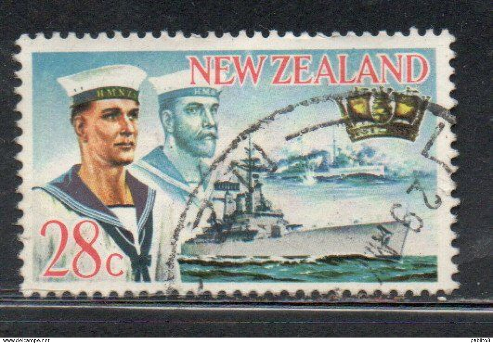 NEW ZEALAND NUOVA ZELANDA 1968 ARMED SERVICES SAILORS OF TWO ERAS INSIGNE AND BATTLESHIPS 28p USED USATO OBLITERE' - Used Stamps