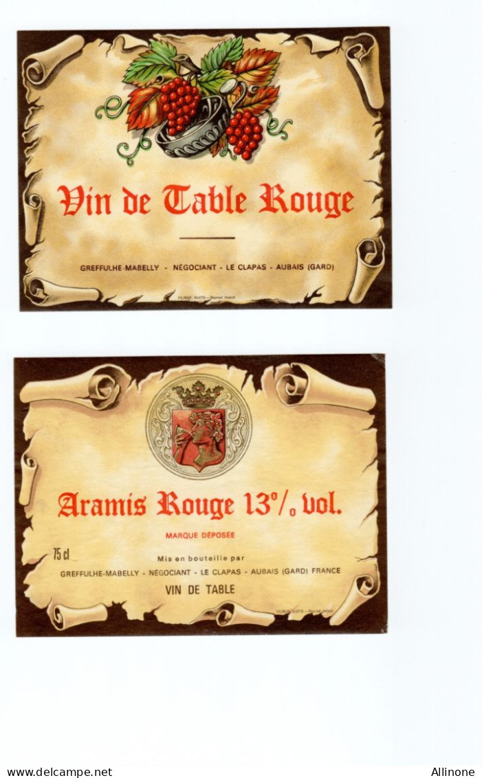 Lot Etiquette  De Vin Aramis Rouge 13% & Vin De Table Rouge Le Clapas Bien  Voir Les 2 Scans - Collezioni & Lotti