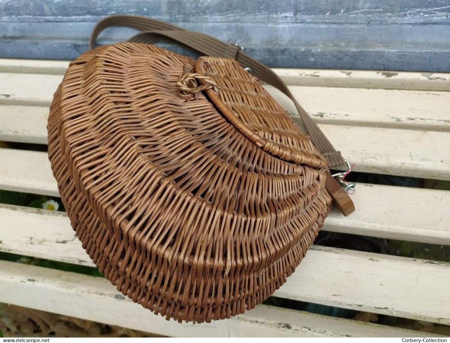 Ancien Panier à Truite en Osier