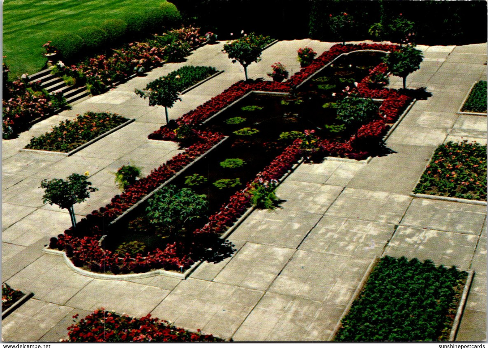 Canada Victoria Butchart Gardens The Italian Gardens - Victoria