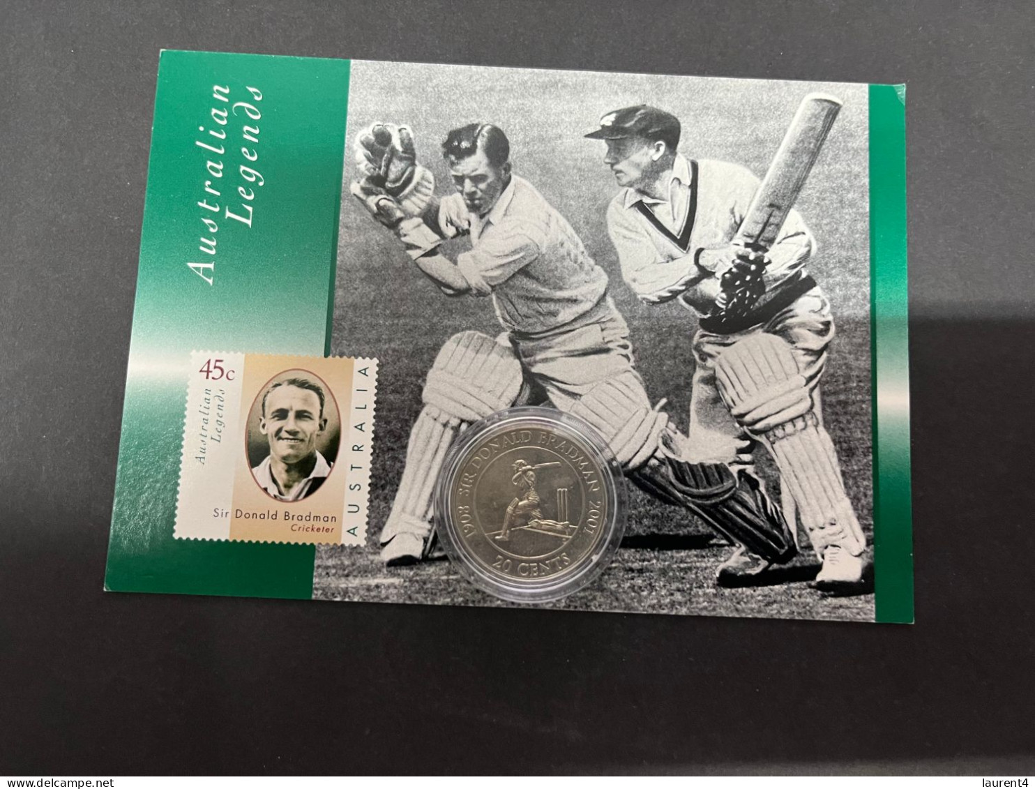 (28-8-2023) 3 T 28 C - Cricket Don Bradman Maxicard (1) With 20-cent Don Bradman Coin - 20 Cents