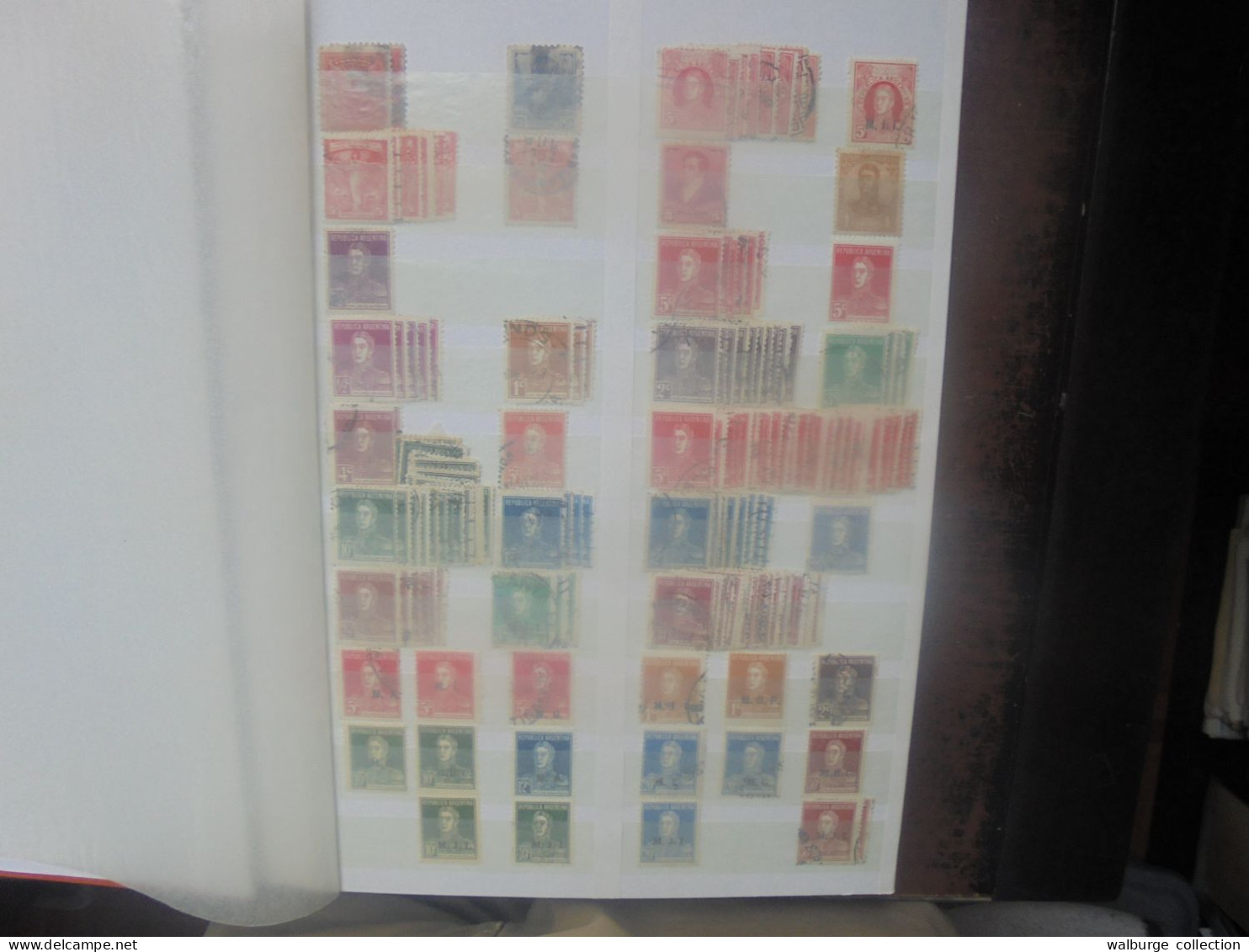 ARGENTINE BELLE COLLECTION ANCIENS/RECENTS Dont MULTIPLES NEUFS/OBLITERES (4140) 1 KILO 200 - Collections, Lots & Series