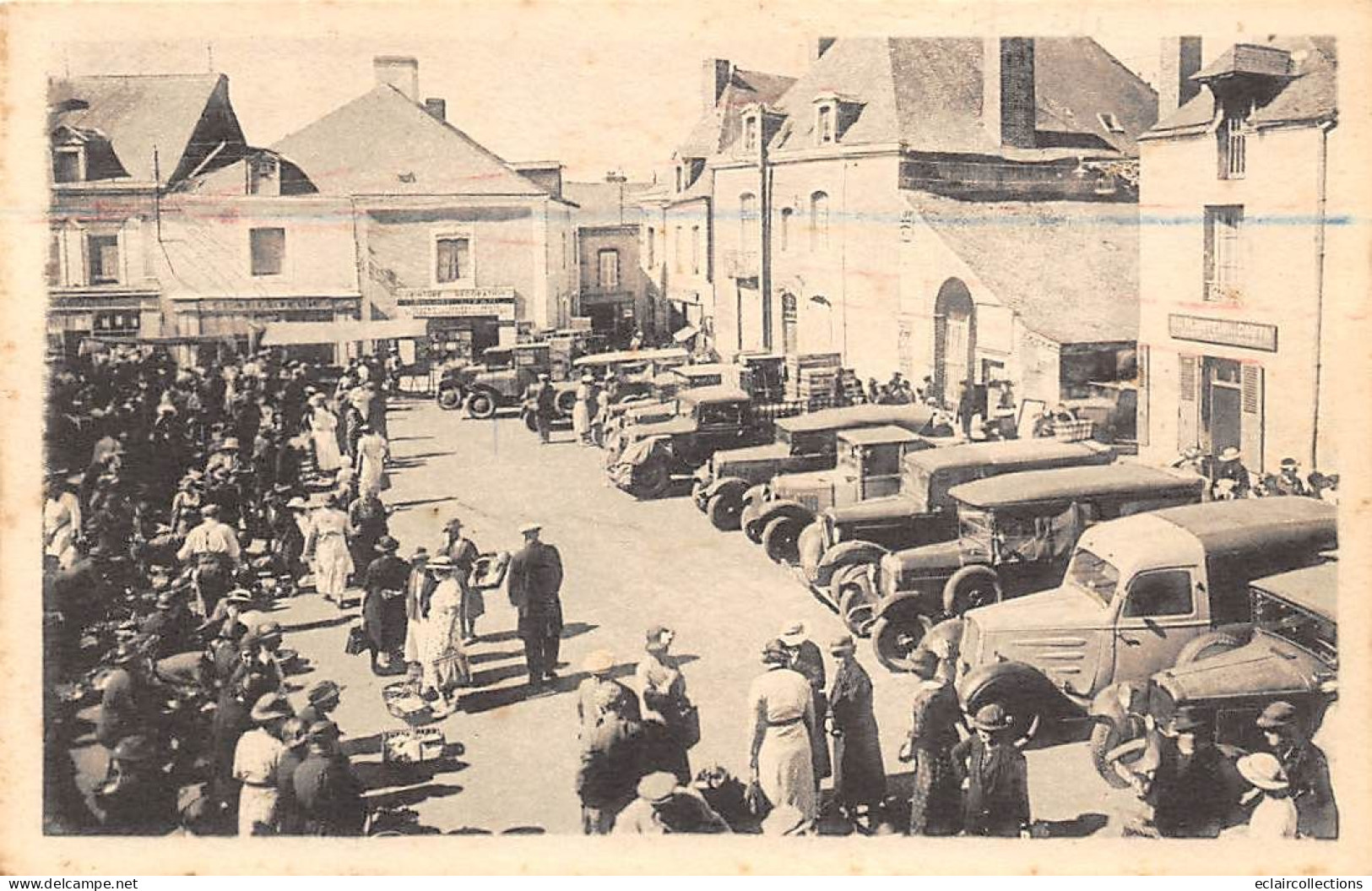 Chemillé      49         Le Marché Au Beurre . Année 1930   . Voitures Anciennes       (voir Scan) - Chemille