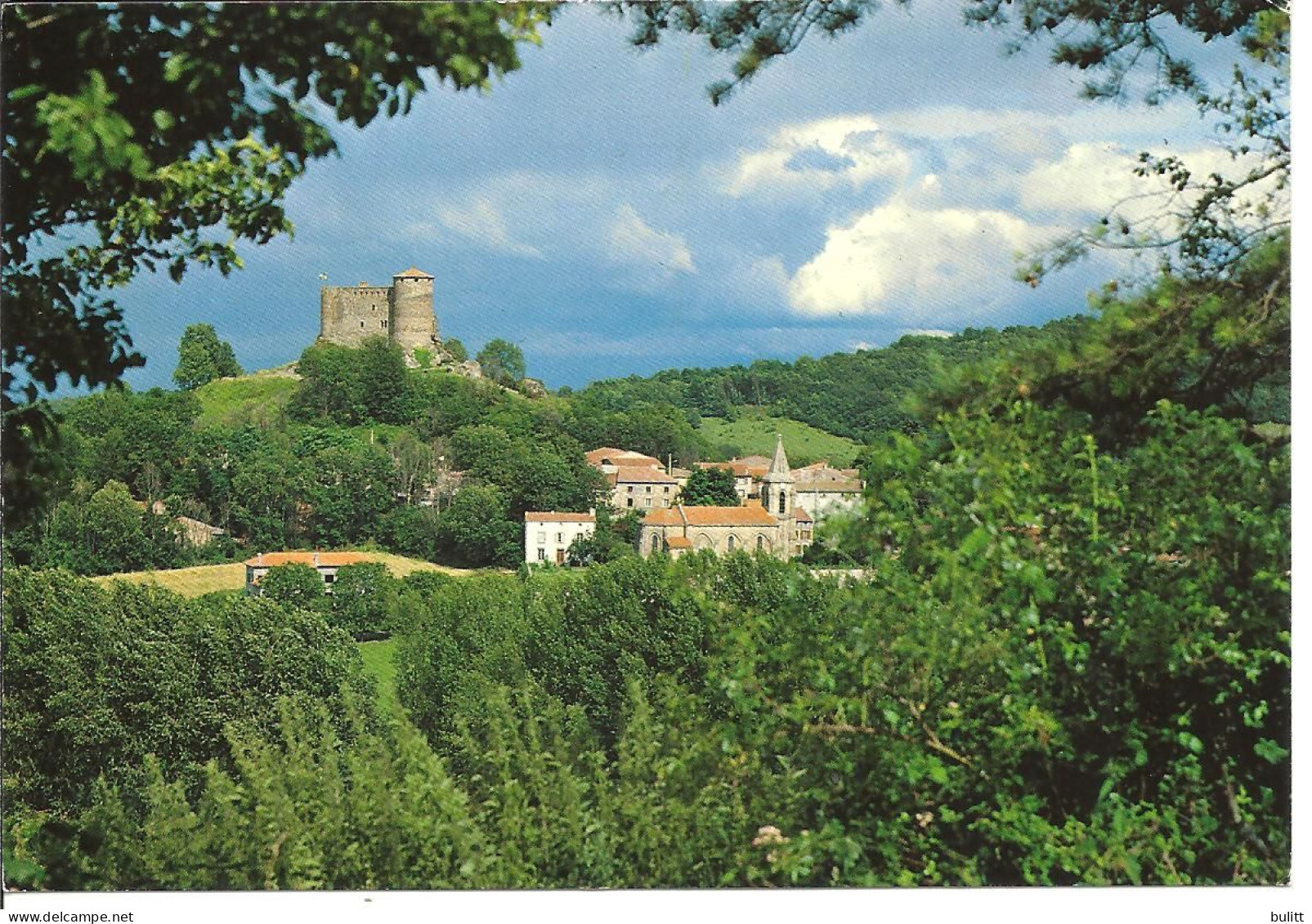 VIC LE COMTE - Château De BUSSEOL - Vic Le Comte