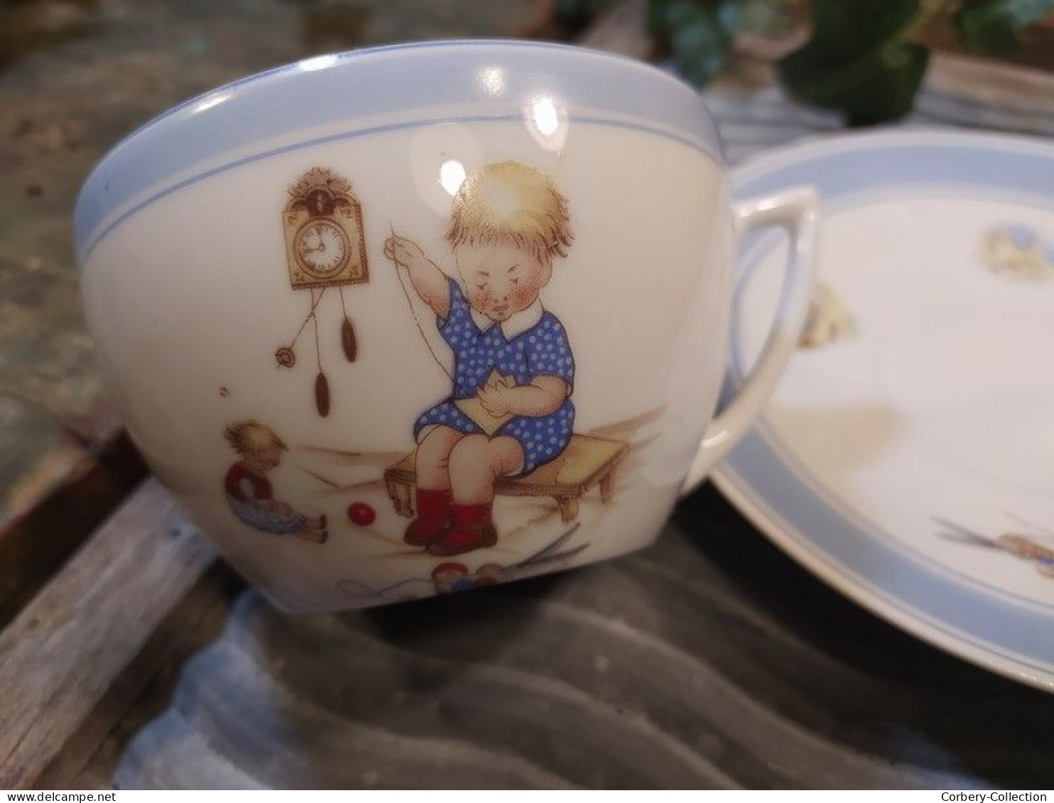 Tasse et soucoupe Décor Enfant Jouet Lourioux Porcelaine Limoges