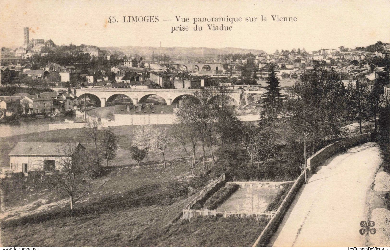 FRANCE - Limoges - Vue Panoramique Sur La Vienne Prise Du Viaduc -  Carte Postale Ancienne - Limoges