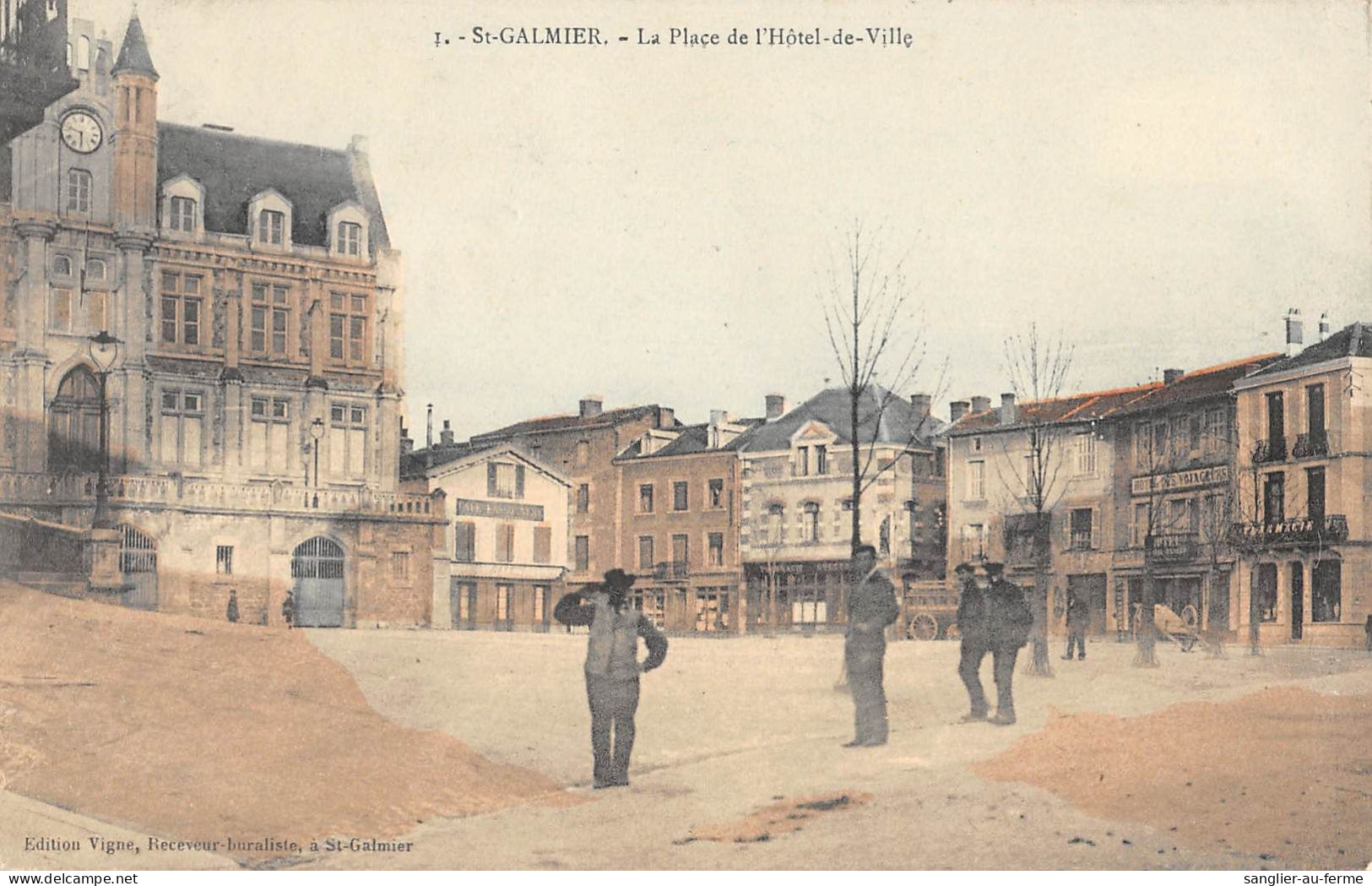 CPA 42 SAINT GALMIER / PLACE DE L'HOTEL DE VILLE - Other & Unclassified