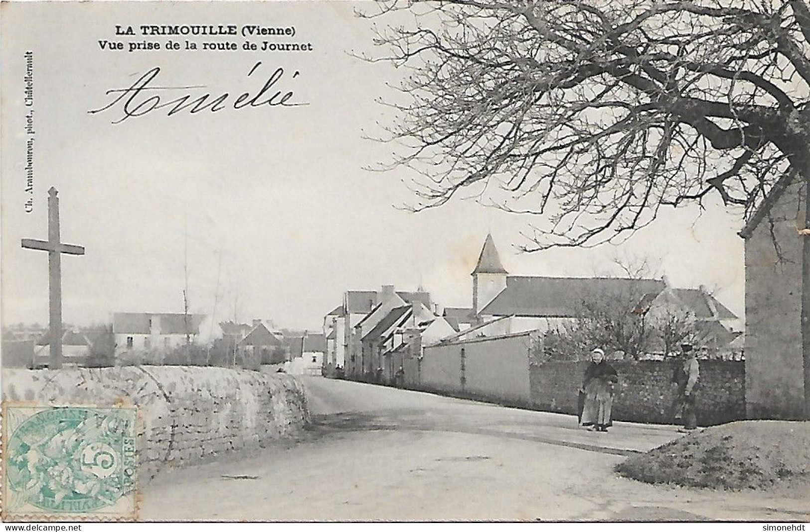 LA TRIMOUILLE -  Vue Prise De La Route De Journet - La Trimouille