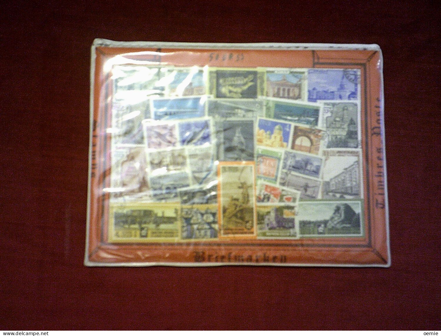 1  PLAQUE  DE  50   TIMBRES   DE  LA RUSSIE URSS - Sammlungen