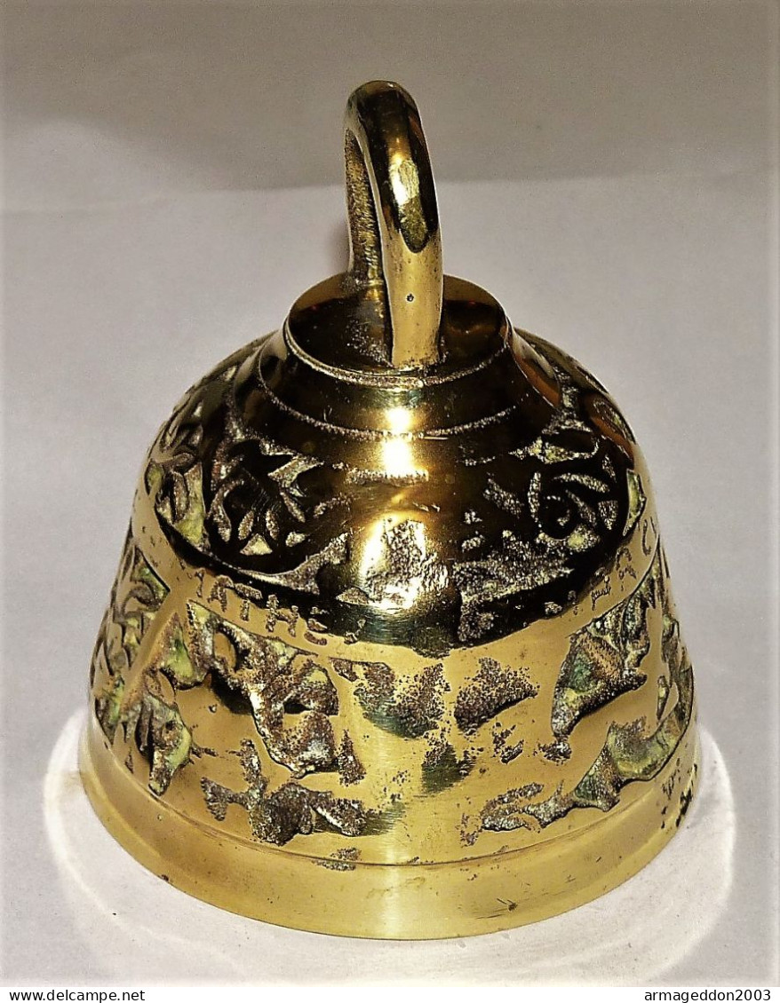 ANCIENNE CLOCHE EN BRONZE DORE LES SAINTS Lucas Marcus Matheus Joannes TBE PROPR - Campane