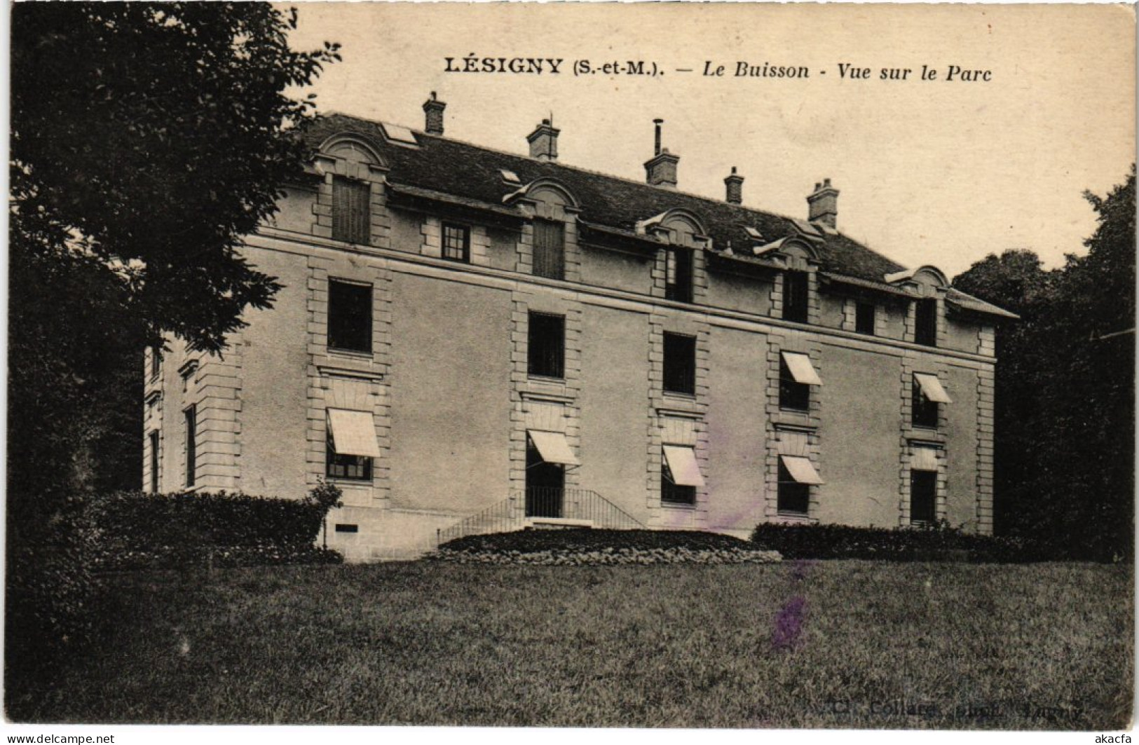 CPA LESIGNY Le Buisson - Vue Sur Le Parc (1350658) - Lesigny