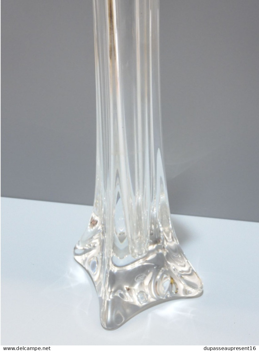 -JOLI VASE SOLIFLORE CRISTAL signé SAINT LOUIS COLLECTION déco XXe    E