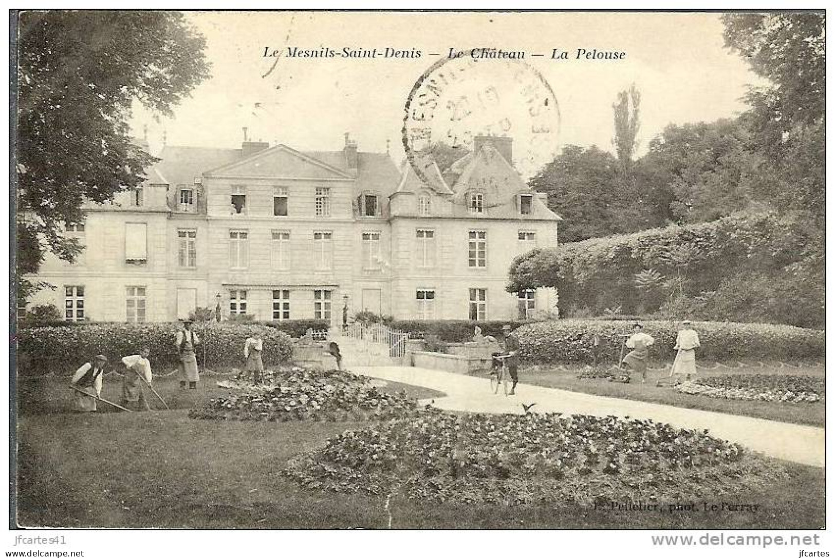 78 - Le Mesnils-Saint-Denis - Le Château - La Pelouse - Le Mesnil Saint Denis