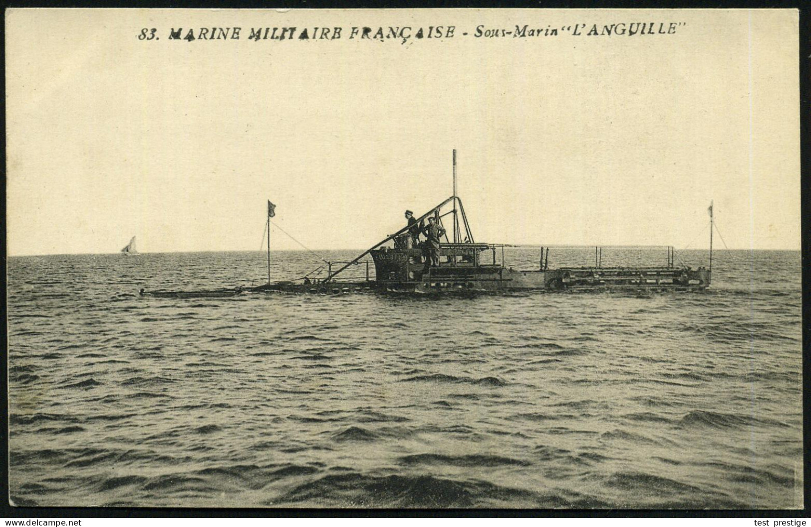 FRANKREICH 1910/25 (ca.) 5 Verschiedene S/w.-Foto-Ak.: U-Boote: "L'Anguille", "Aréthuse", "Argonaute", "Artémis" U. "Ata - Submarines