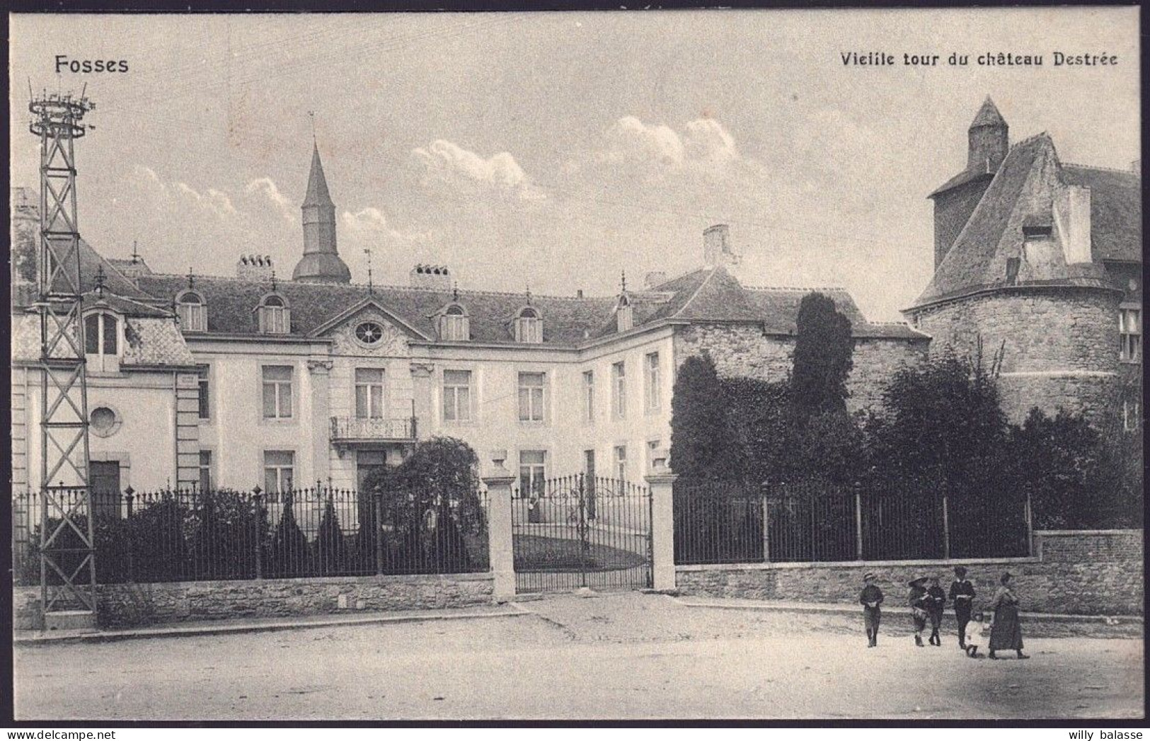 +++ CPA - FOSSES - Vieille Tour Du Château Destrée  // - Fosses-la-Ville