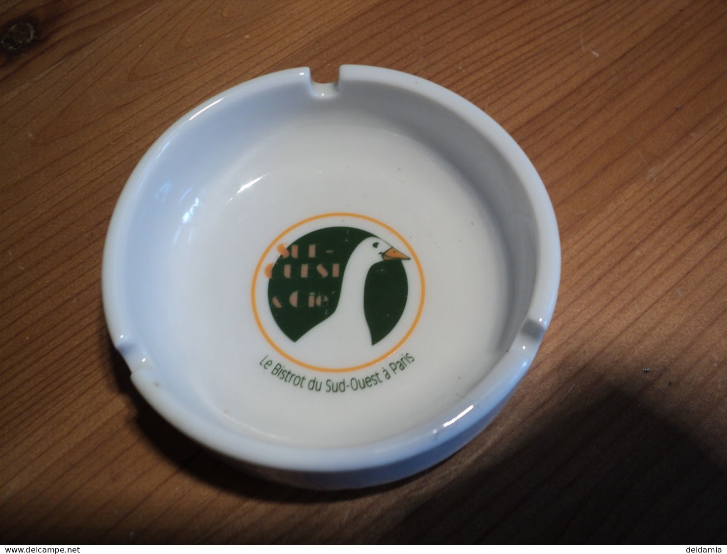 CENDRIER SUD OUEST ET CIE. LE BISTROT DU SUD OUEST A PARIS . FAIENCE BRASIM. - Ashtrays