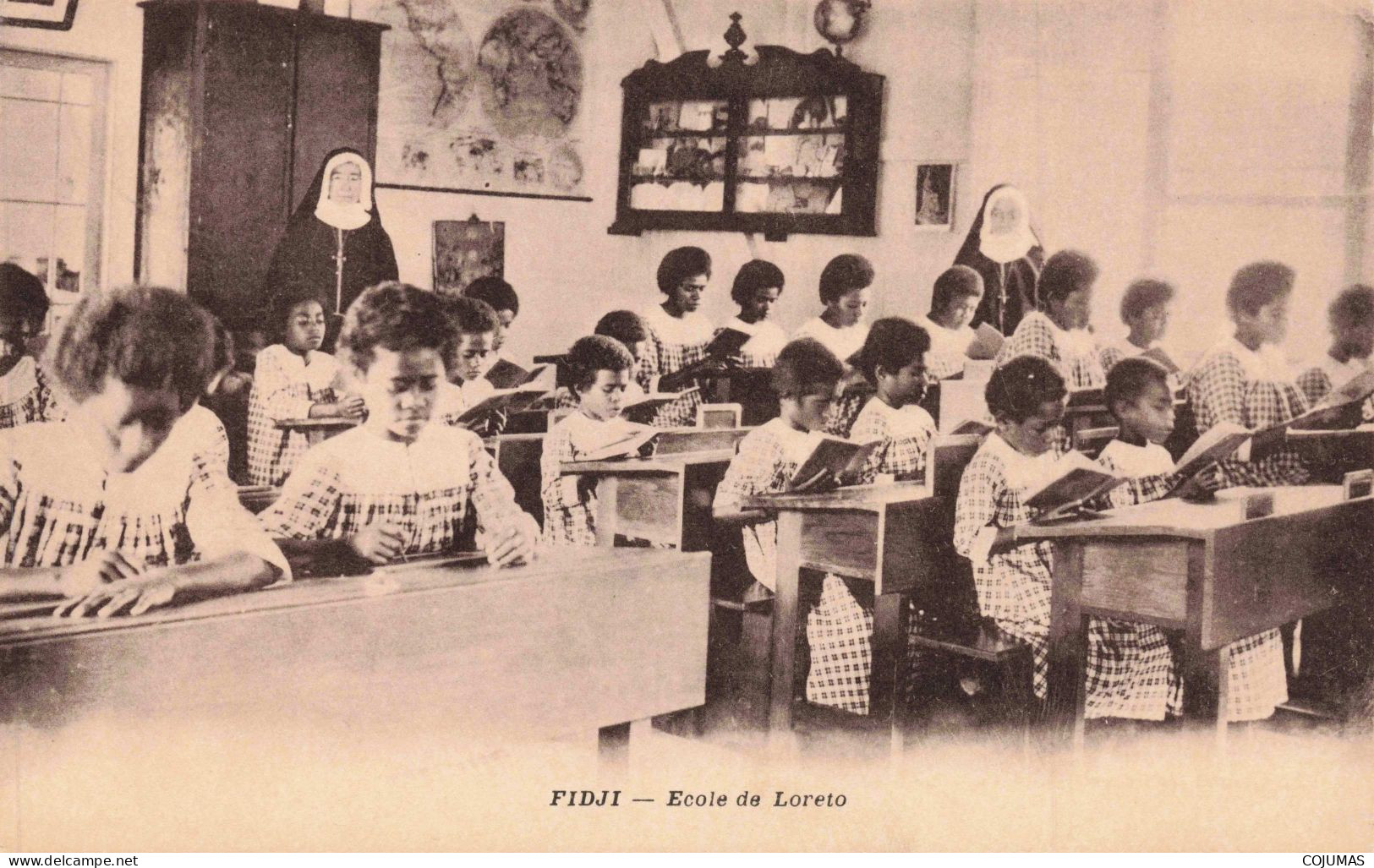 FIDJI _S21625_ Ecole De Loreto - Fiji