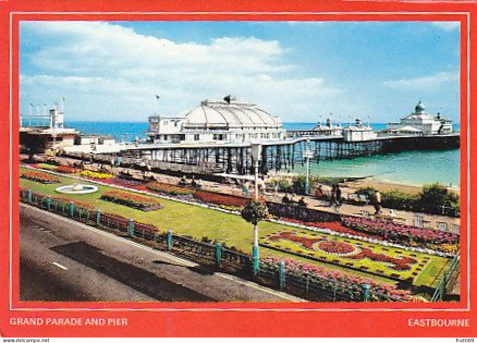 AK 164522 ENGLAND - Eastbourne - Grand Parade And Pier - Eastbourne