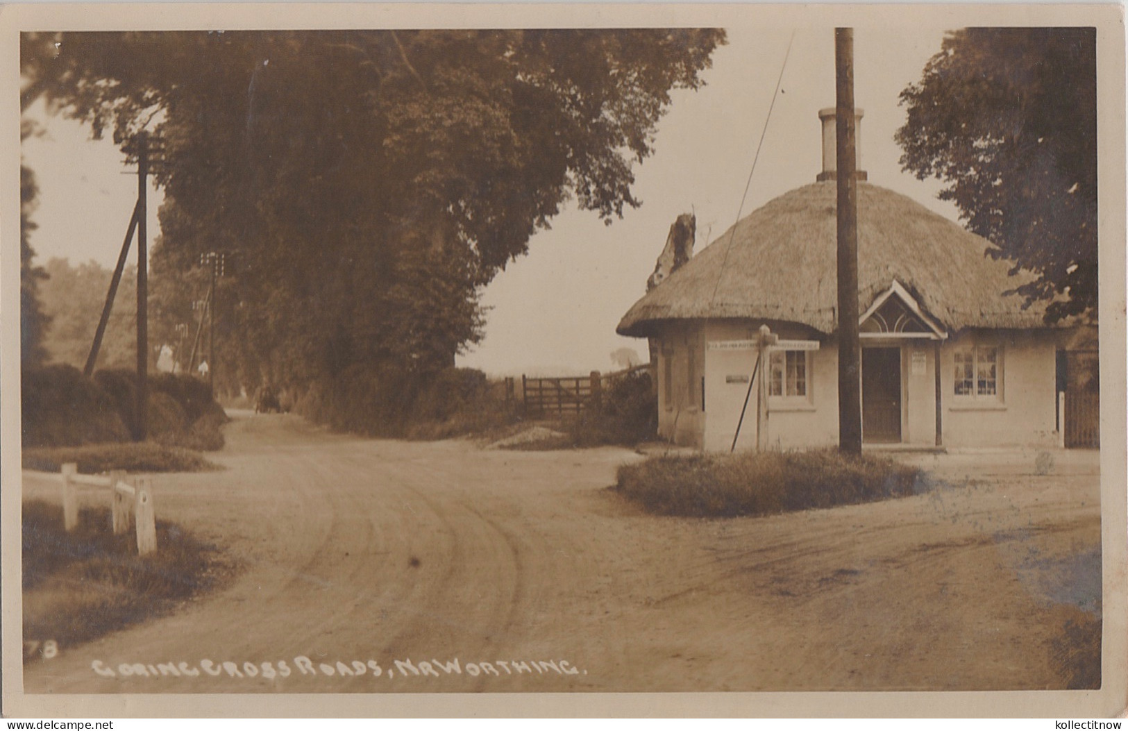 GORING CROSS ROADS - NEAR WORTHING - REAL PHOTOGRAPH - Worthing