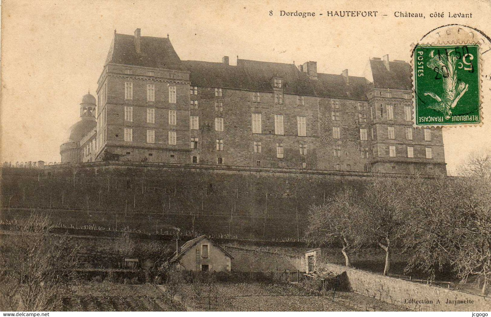 HAUTEFORT Château, Côté Levant - Hautefort