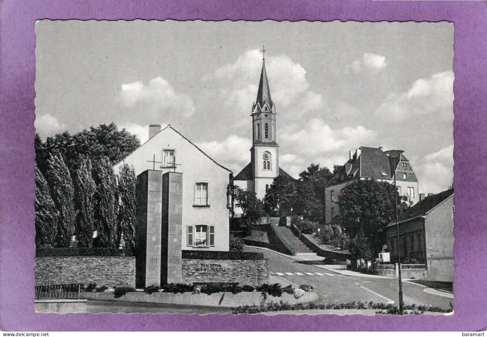 BOUS / Saar Kriegerdenkmal U. Kath. Kirche - Kreis Saarlouis