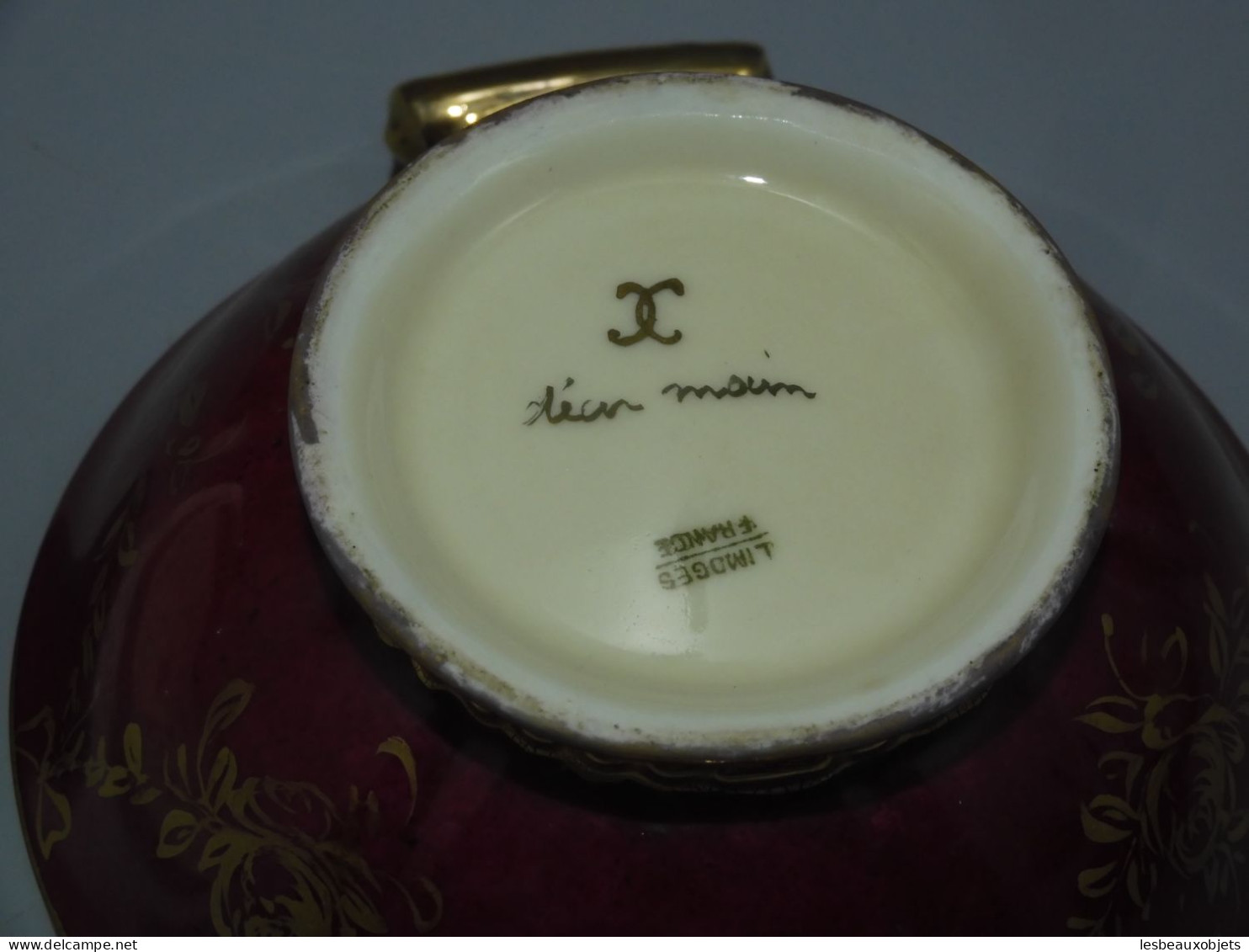 -POT COUVERT MINI SOUPIERE BONBONNIERE PORCELAINE de LIMOGES dorure Fleurs    E