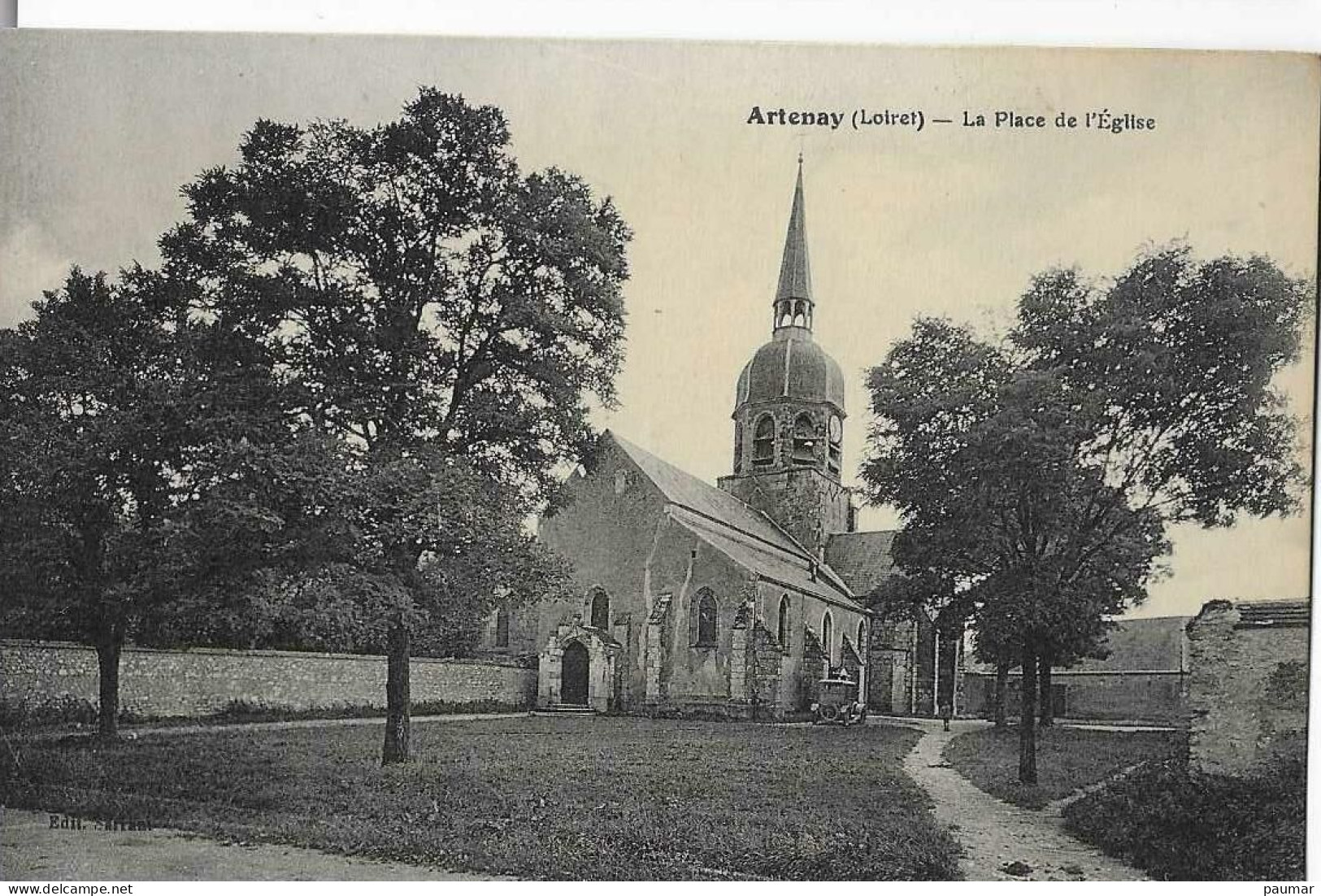 Artenay  Place De L'Eglise - Artenay