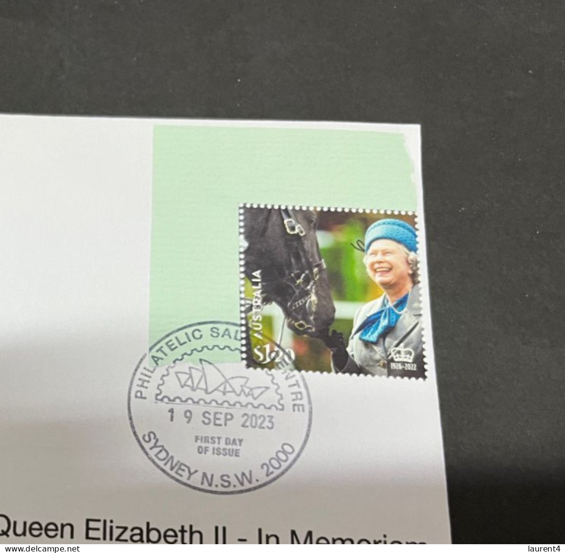 (24-9-2023) (2 U 2) Queen Elizabeth II In Memoriam (special Cover) On Horse (released Date Is 19 September 2023) - Lettres & Documents
