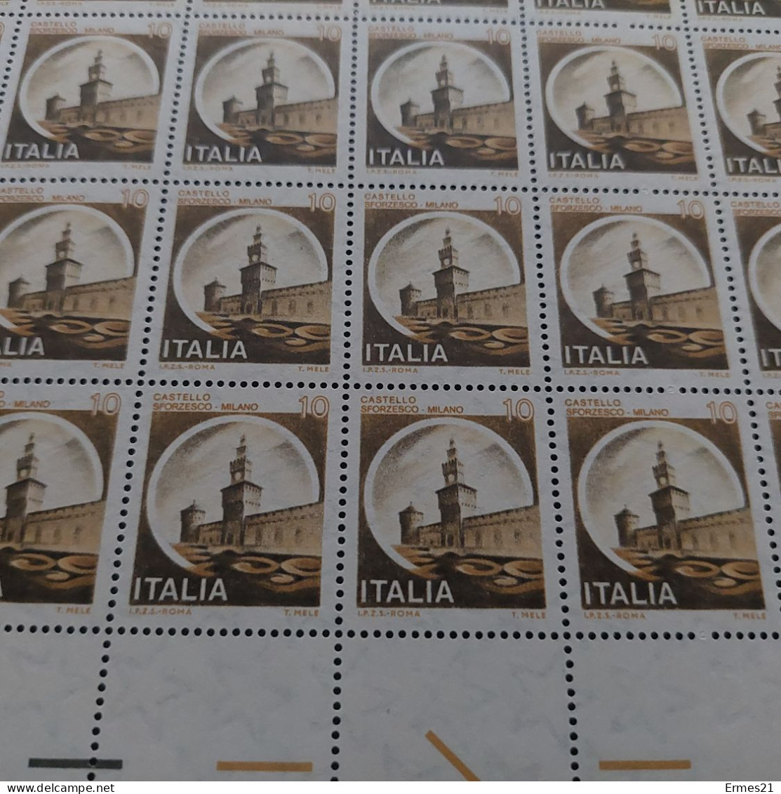 Francobolli 1980. Castello Sforzesco. Serie Castelli D'Italia.  Condizioni Eccellenti. Nuovo. Valore Lire 10×100pz. - Full Sheets