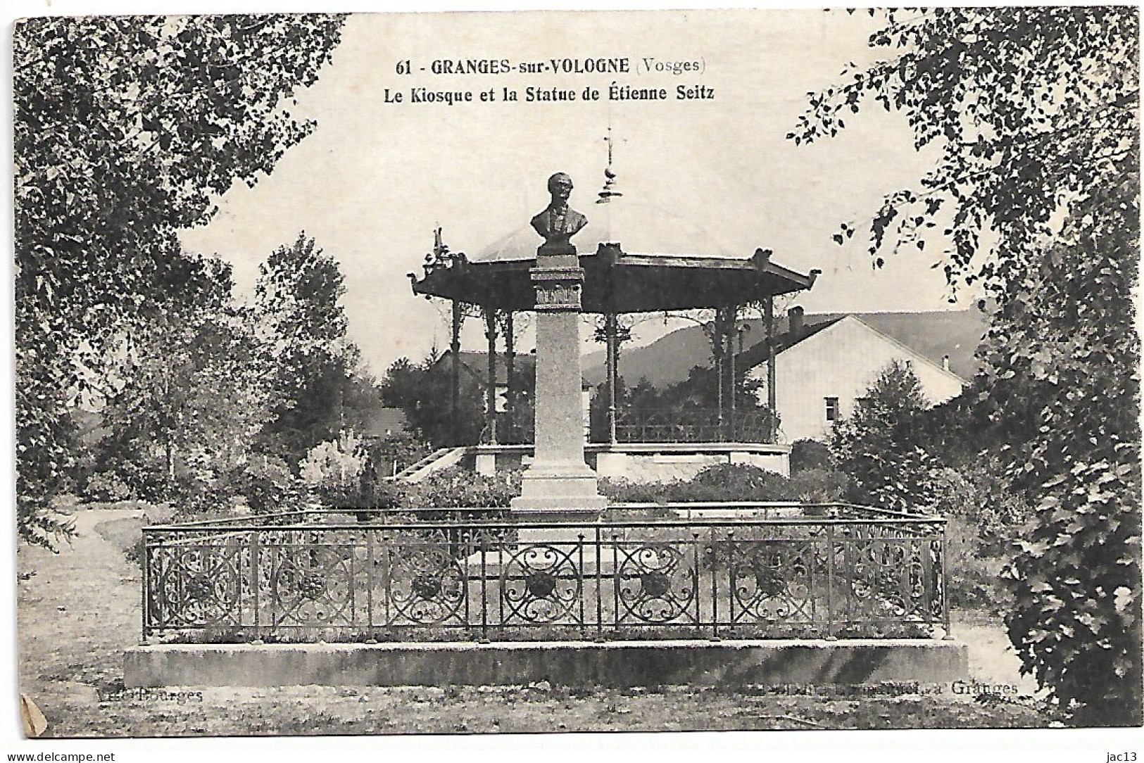 L200B851 - Granges-sur-Vologne - 61 Le Kiosque Et La Statue De Etienne Seitz - Granges Sur Vologne