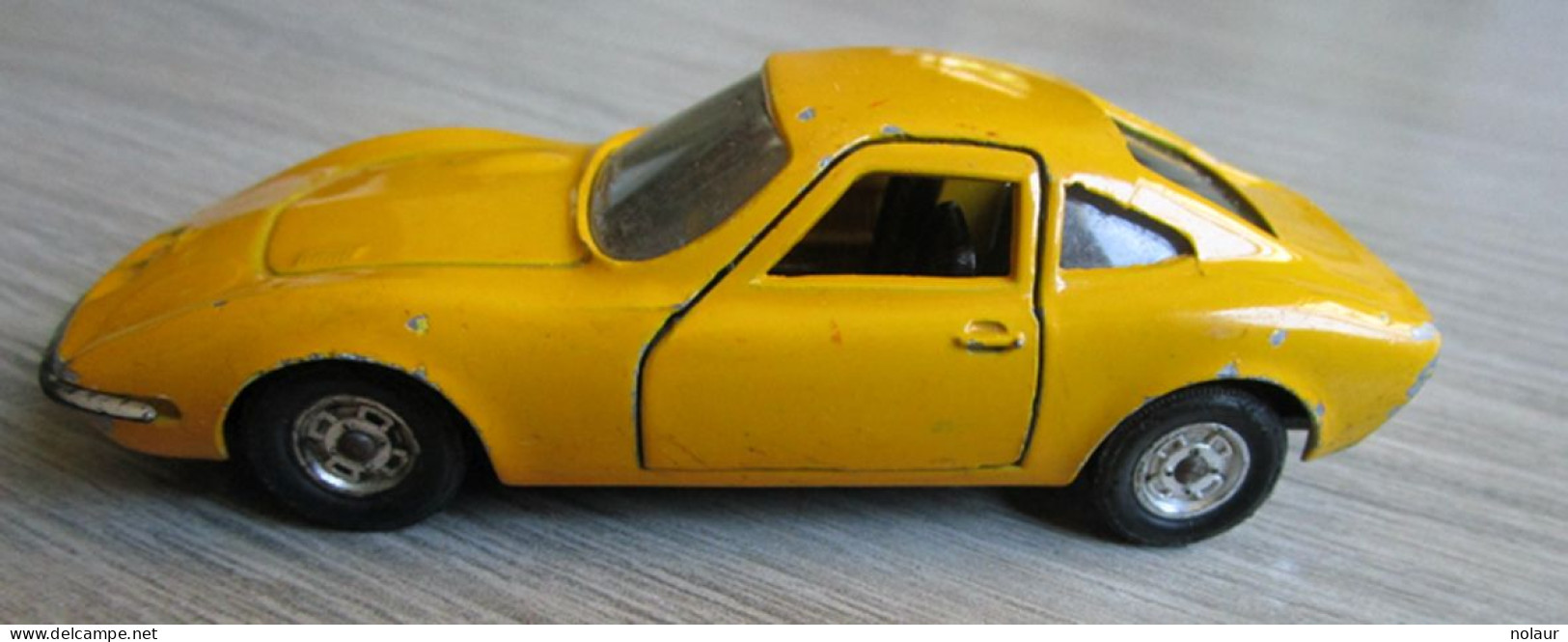 Opel GT - Solido 1/43 ème - Solido