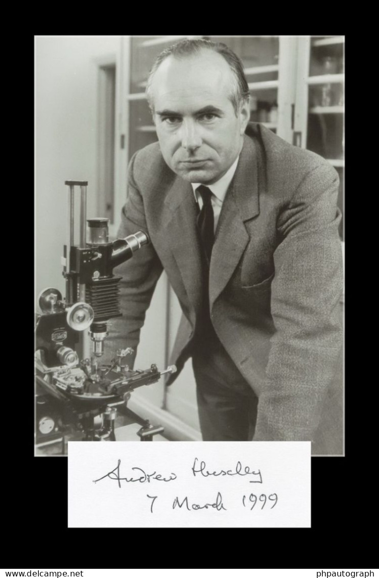 Andrew Huxley (1917-2012) - Physiologist - Signed Card + Photo - Nobel Prize - Inventeurs & Scientifiques