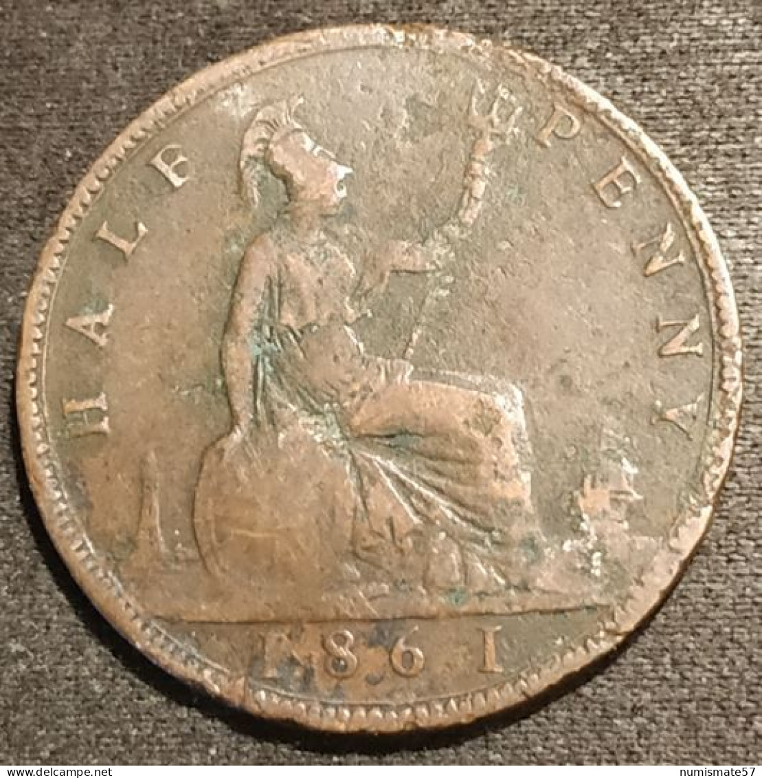 GRANDE BRETAGNE - ½ - 1/2 - HALF PENNY 1861 - Victoria - Bun Head - Lourde - KM 748.2 - C. 1/2 Penny