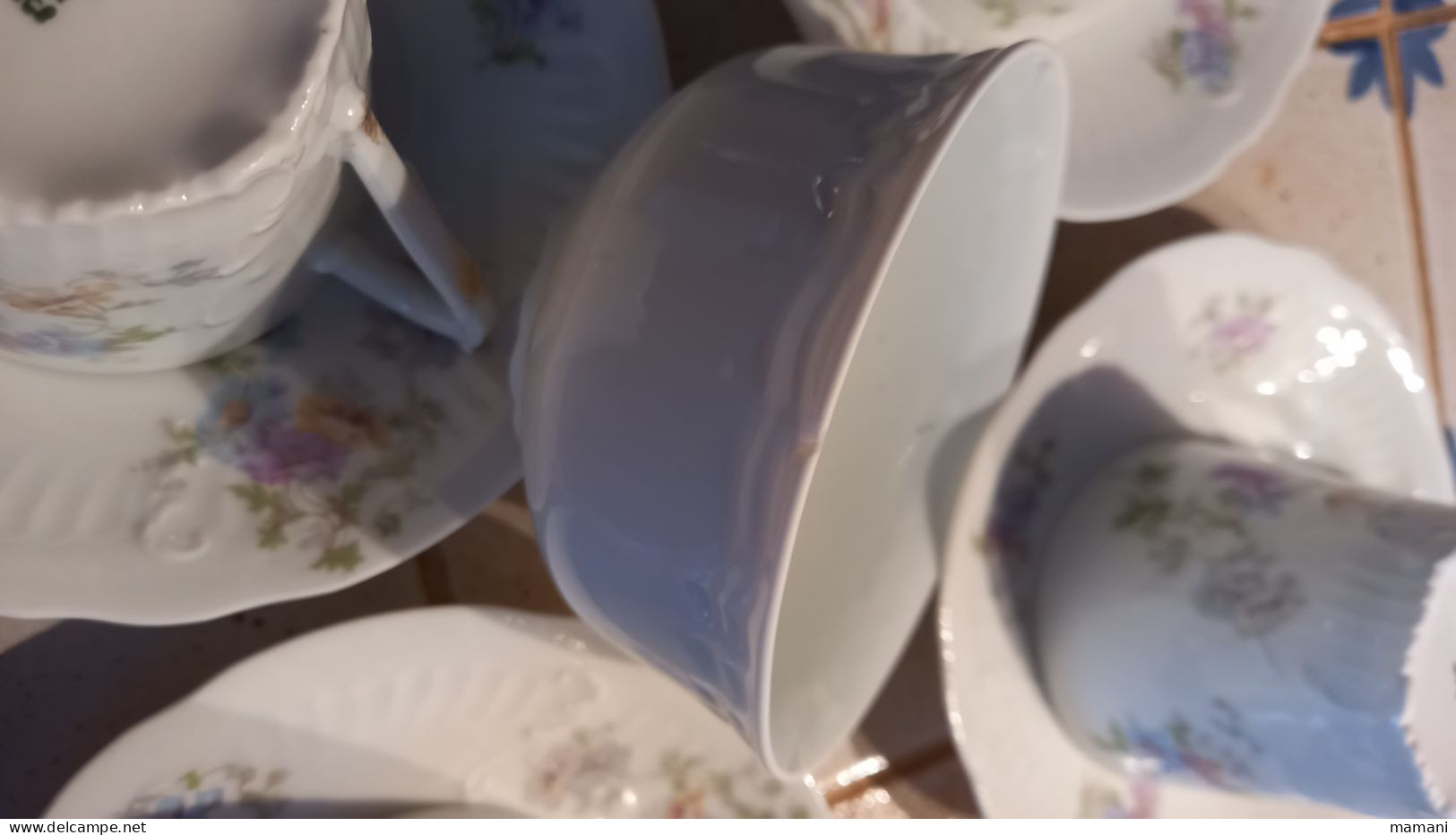 Lot De Tasses Et Autre - Tasses