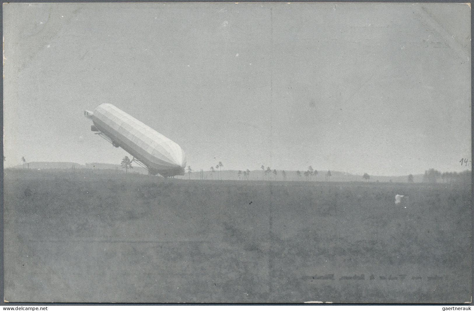 Ansichtskarten: Motive: ZEPPELIN: Ca 185 Zeppelin postcards and a few photos, wi