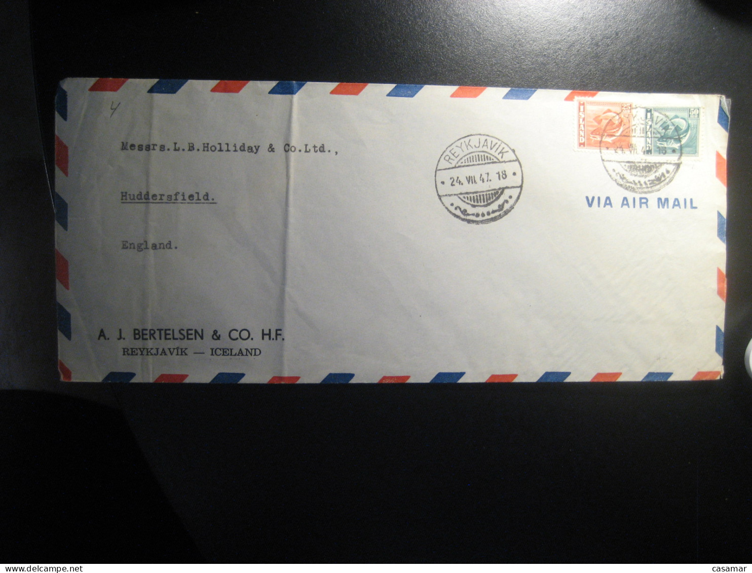 REYKJAVIK 1947 To Huddersfield England Air Mail Cancel Folded Cover 2 Fish Stamps ICELAND - Briefe U. Dokumente