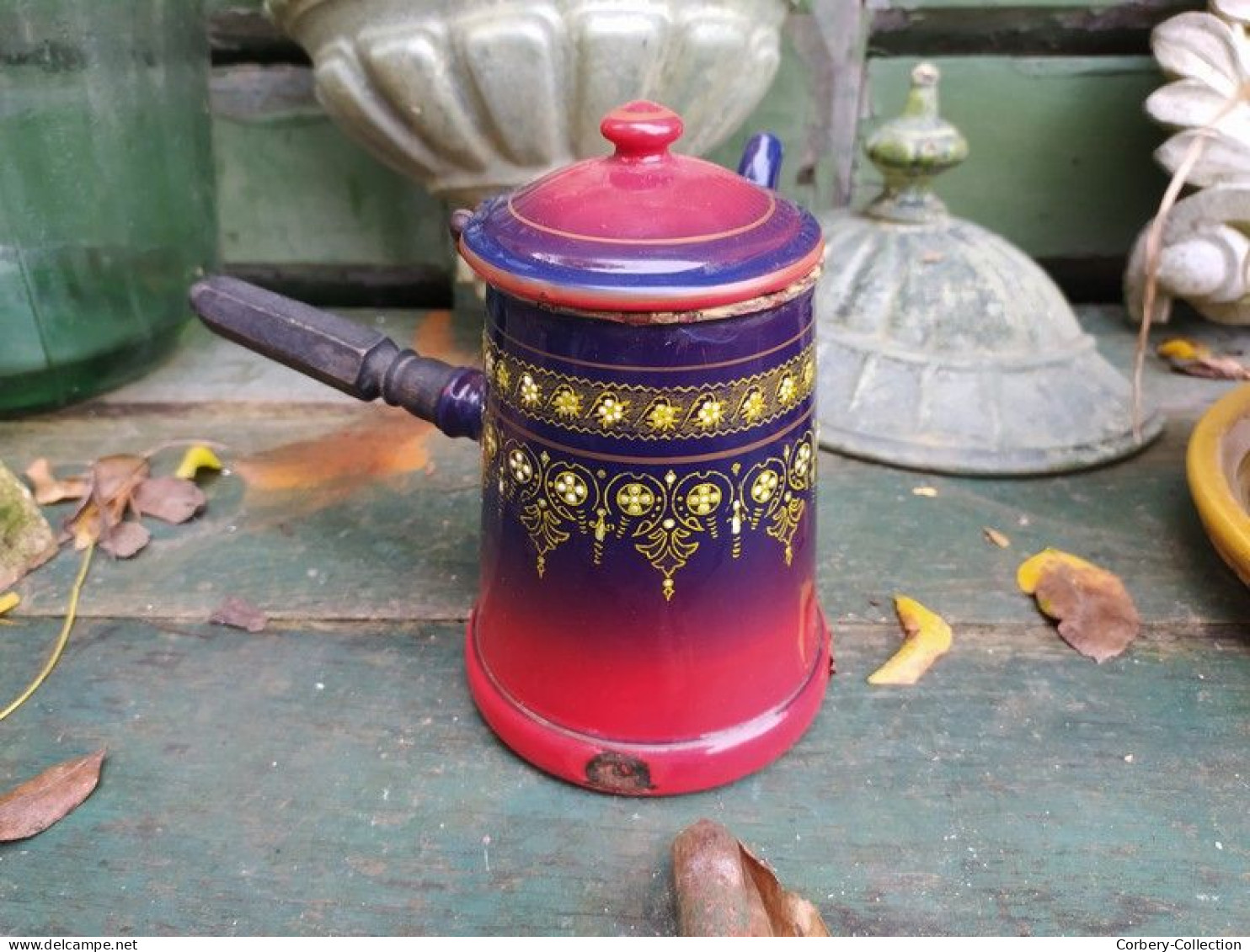 Rare Verseuse Cafetière Chocolatière Émaillée B.B Violet Foncé Dégradé Rouge - Autres & Non Classés