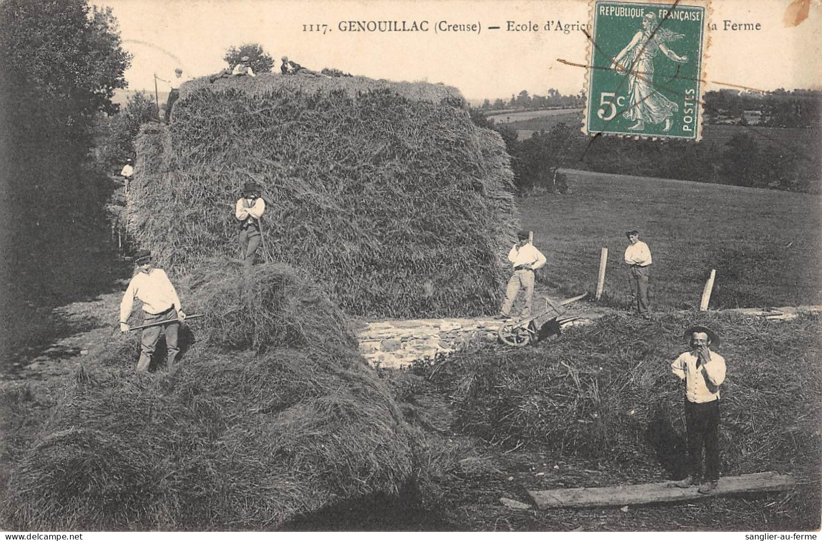 CPA 23 GENOUILLAC / ECOLE D'AGRICULTURE / LA FERME - Sonstige & Ohne Zuordnung