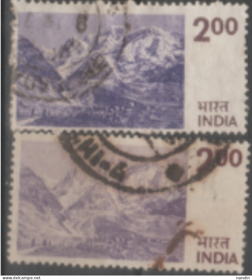 INDIA USED STAMP IN TWO DIFFERENT SHADES ON HIMALAYA MOUNTAINS - Lots & Serien