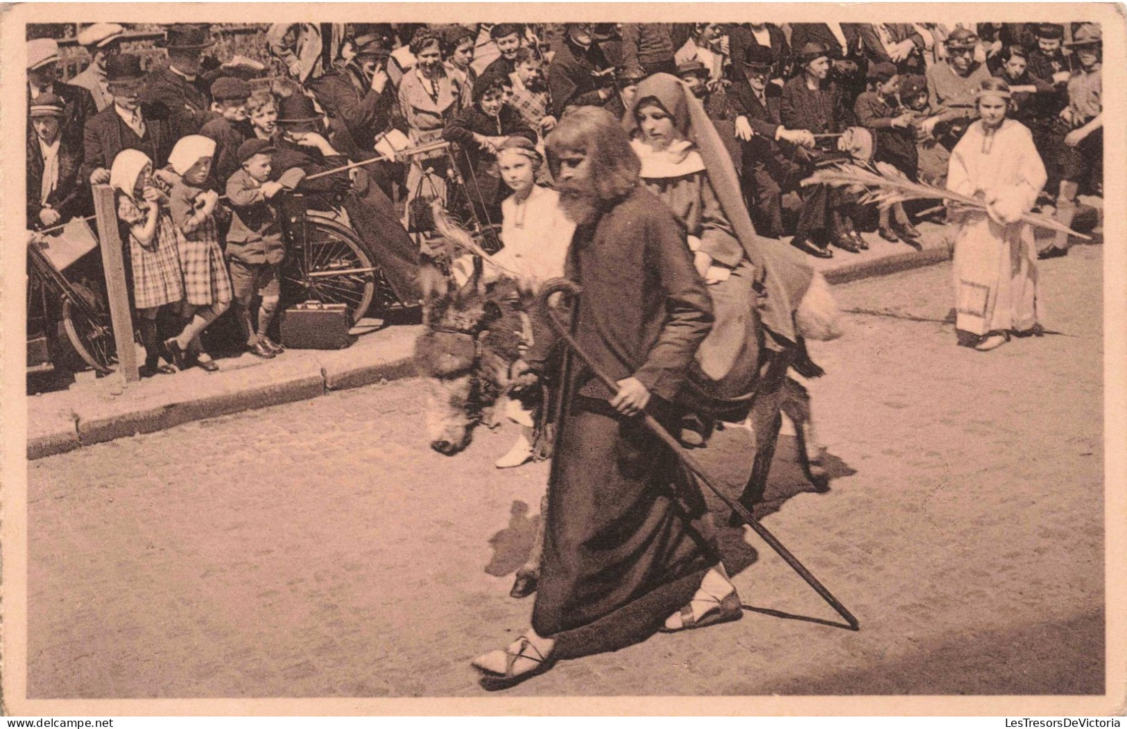 PHOTOGRAPHIE - Bruges - Processiondu St Sang - La Fuite En Egypte - Animé - Carte Postale Ancienne - Fotografie