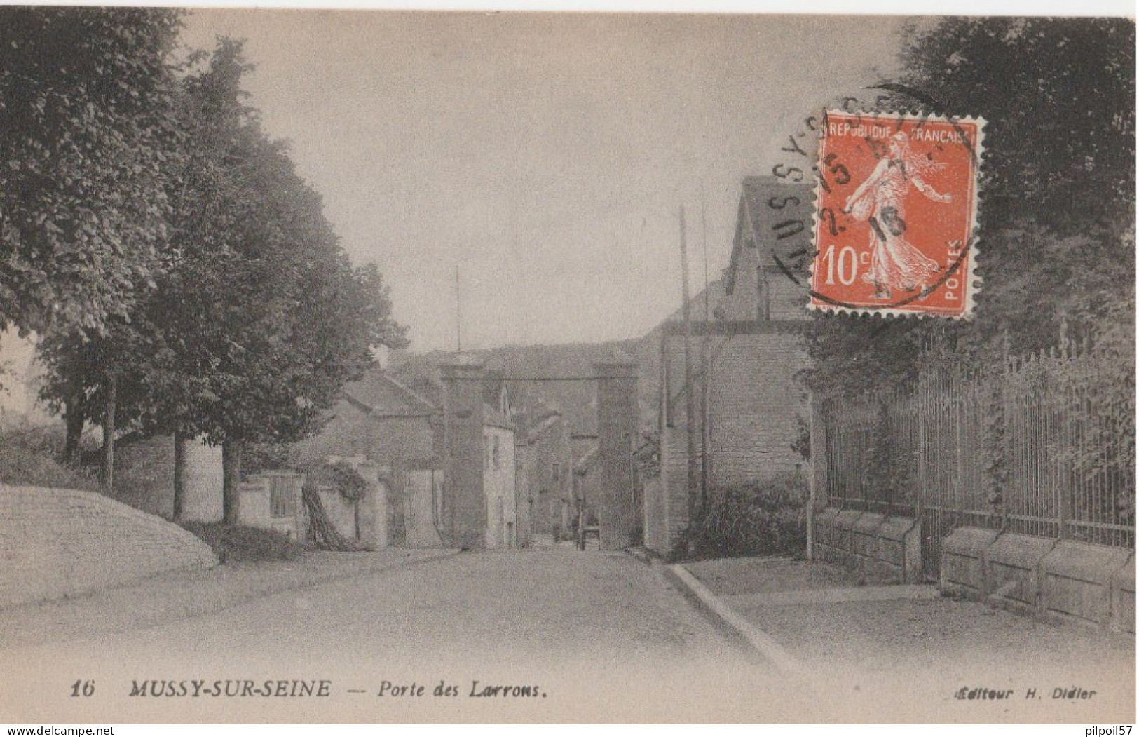 10 - MUSSY SUR SEINE - Porte Des Larrons (format 8,5X13,8) - Mussy-sur-Seine