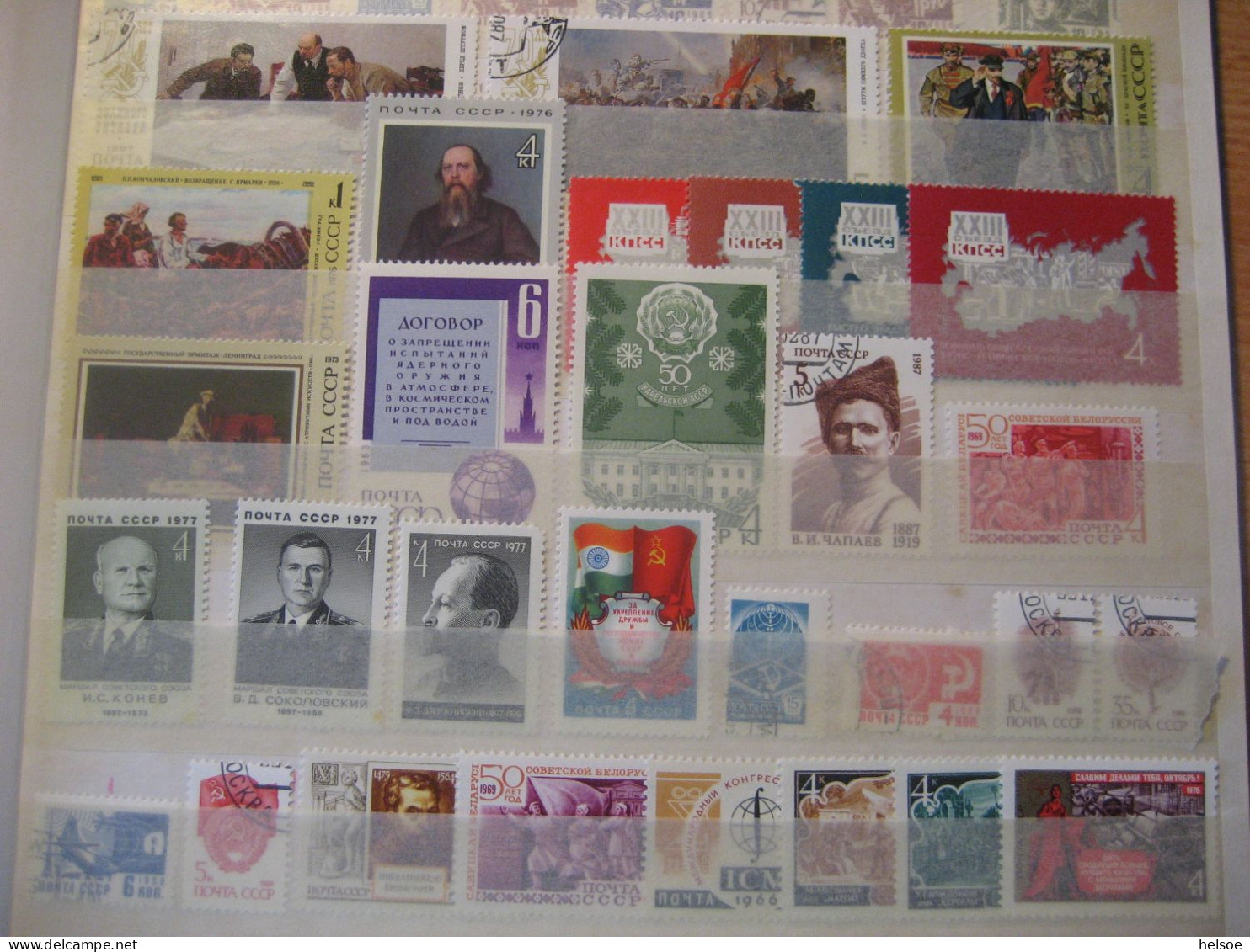 Russland- Sammlung von Frei- und Sondermarken, Blocks Briefe im Album mit 16 Seiten, ** postfrisch und gebraucht