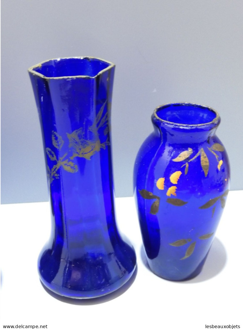 -LOT de 6 PETITS VASES VERRE de couleur bleue collection  jus de grenier    E