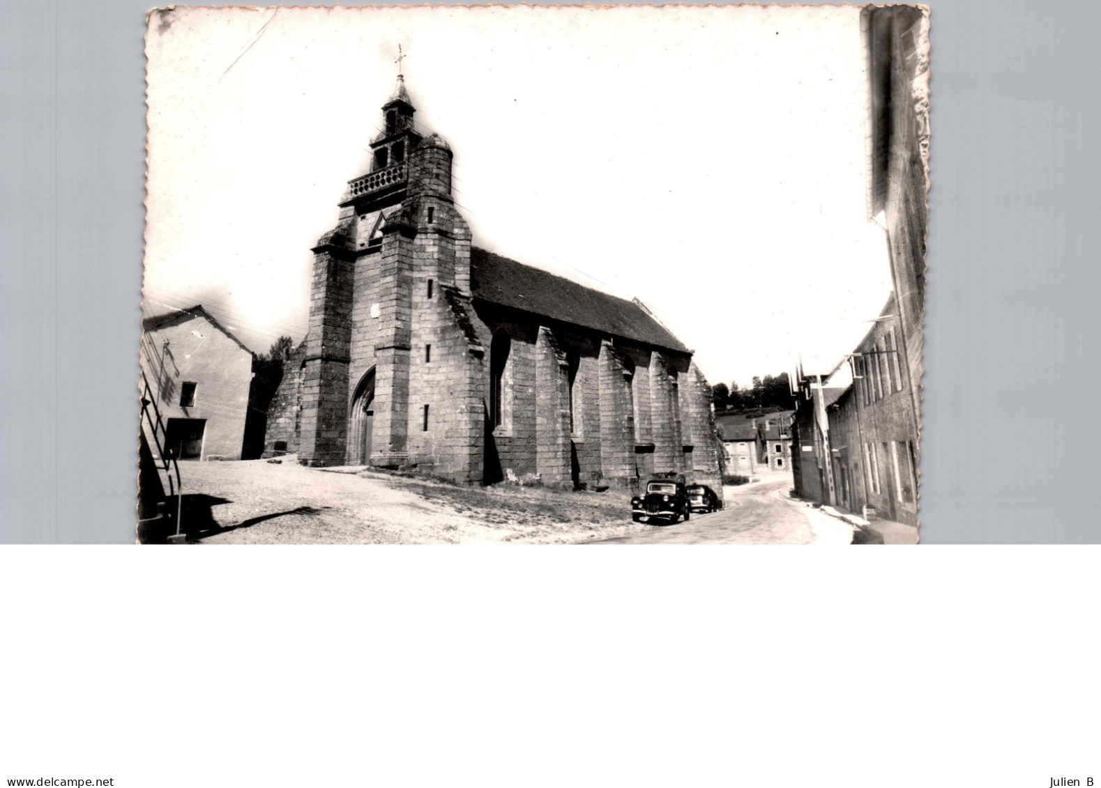 Saint-Nicolas-du-Pélem, L'église - Saint-Nicolas-du-Pélem