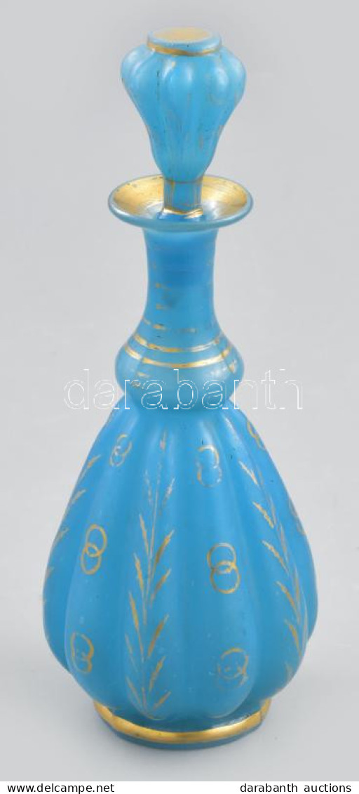 Bécs, 1830 Körül, Kék Opalinüveg Italos Palack, Dugóval, Alján Becsiszolással, Kopott Aranyszínű Festéssel, Hólyagos Has - Verre & Cristal