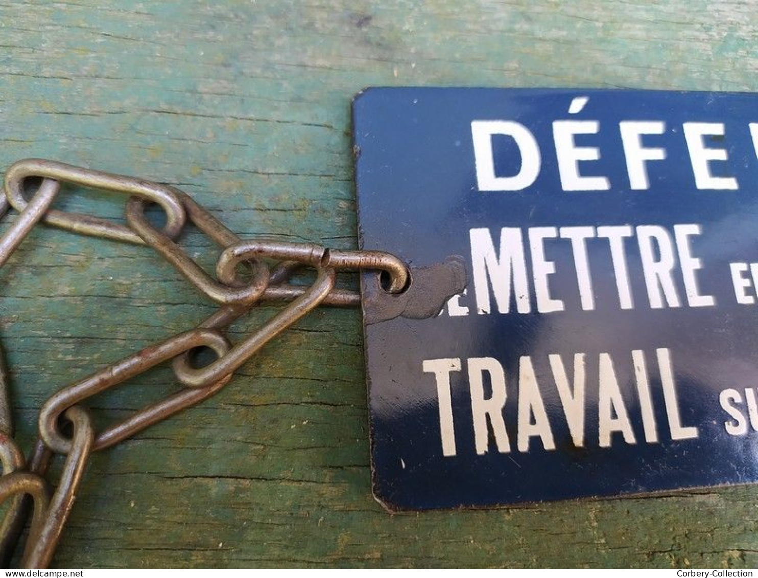 Ancienne Petite Plaque Emaillée SNCF Défense De Mettre En Service Travail Sur La Ligne - Trenes & Aviones