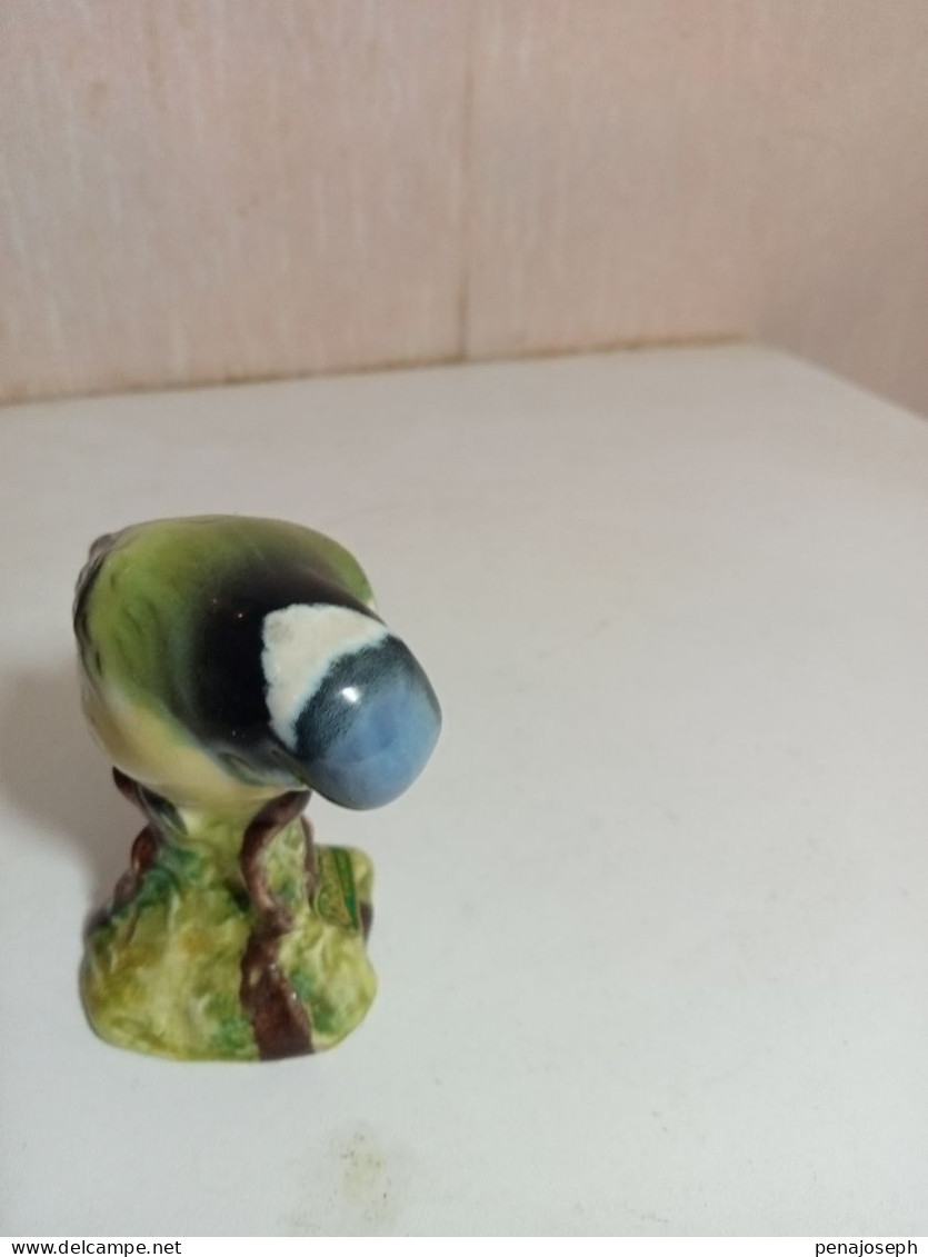 statuette oiseau en ceramique ancien hauteur 7 cm x 6 cm